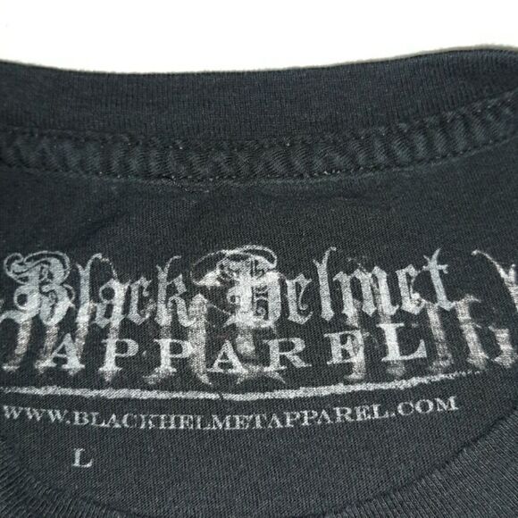 Ladies Black Helmet Firefighter T-Shirt Large - Picture 2 of 3